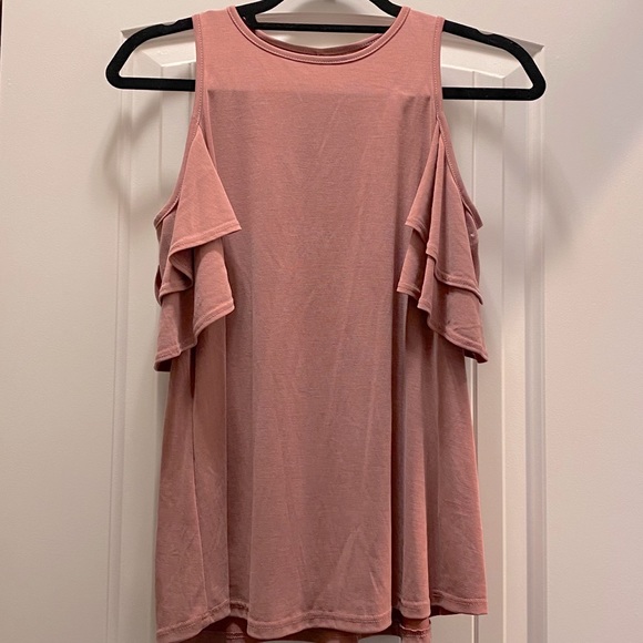 Francesca's Collections Tops - Francesca’s Open Shoulder Top